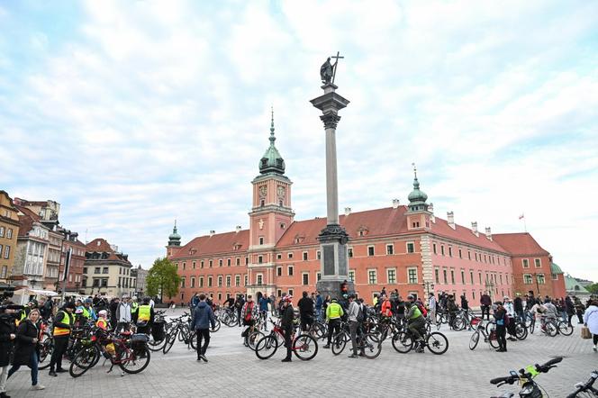 Rowerowa Masa Krytyczna na ulicach Warszawy