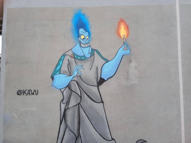 Hades nowym muralem Kawu w Poznaniu