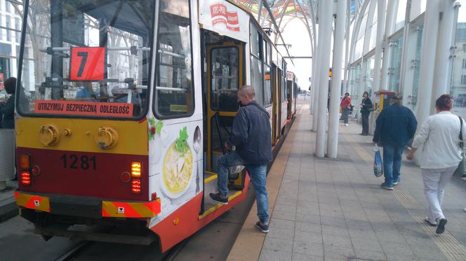Zmiany w otwieraniu drzwi w autobusach i tramwajach