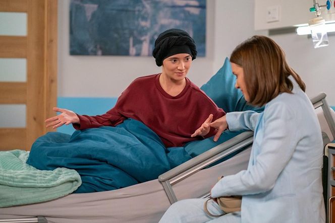 Pierwsza miłość odc. 4099. Angelika (Patrycja Franczak), Eliza (Anna Maria Sieklucka)