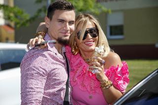 Jak kiedyś wyglądał Conan Kaźmierski? Po nieśmiałym chłopaku nie ma już śladu. Dziś podbija show-biznes z mamą 