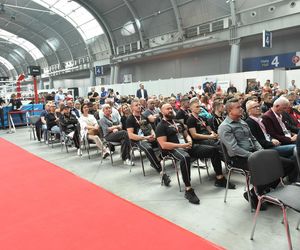 Andrzej Gołota na otwarciu V Forum Polskiego Boksu w Kielcach