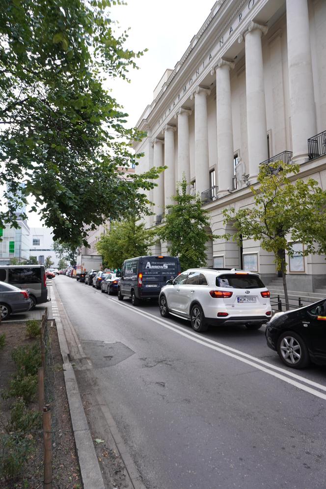 Zamknięty tunel pod Marszałkowską powoduje korki w centrum stolicy 