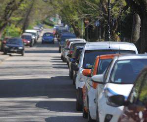 Przeciwnicy parkometrów na Saskiej Kępie i Kamionku łączą siły