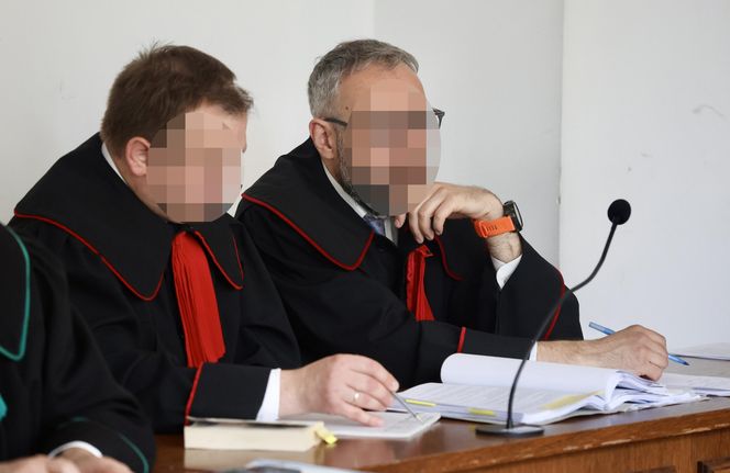 Publiczna rozprawa Kucharski - Lewandowski