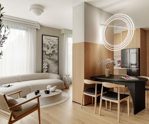 Światło, drewno i cisza - gdy wnętrze staje się azylem. Apartament Japandi autorstwa Jana Sikory