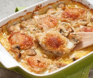 Rewelacyjne udka kurczaka zapiekane w sosie śmietanowym