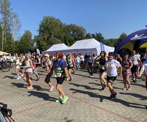 Kilometry Pomocy Michelin 2024. Sportowe emocje na plaży miejskiej w Olsztynie. Zobacz zdjęcia!