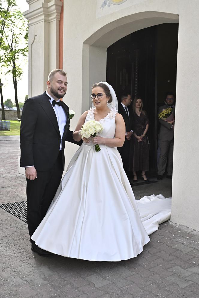 Tak żona Przemysława Czarnka wystroiła się na ślub. Elegancko?