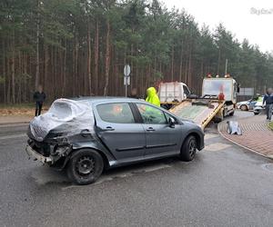 Groźna kolizja na skrzyżowaniu w Świerczyńcu