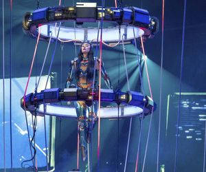 Miłość byłego premiera i piosenkarki kwitnie! Ujawniono sekrety związku