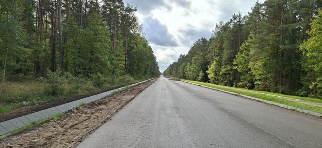 Remont drogi Tychów Stary - Starachowice (październik 2025)