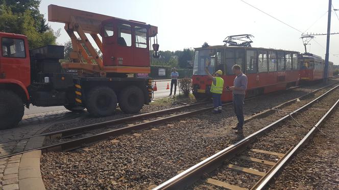 Tramwaj zderzył się z betoniarką