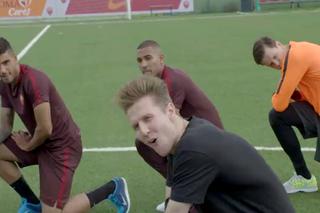 Wojciech Szczęsny i koledzy z AS Roma trenują... breakdance!