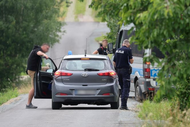 Małopolska. Policyjna obława za sprawcą strzelaniny w Starej Wsi