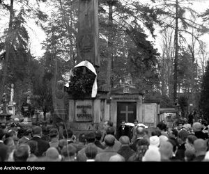 Dzień Wszystkich Świętych w Krakowie w latach 1925-1935