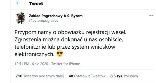 Osoby zaszczepione na COVID-19 przyjmujemy bez kolejki. Zakład Pogrzebowy A.S. Bytom znowu podbija internet zabawnymi wpisami [GALERIA]