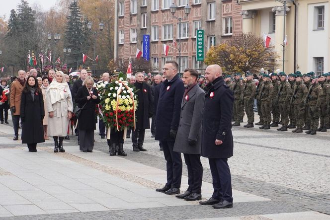 Tak białostoczanie uczcili Narodowe Święto Niepodległości 2024 w Białymstoku [ZDJĘCIA]