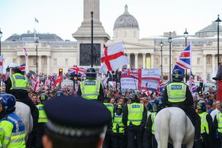 Ponad 100 tys. osób na marszu prawicy w Londynie