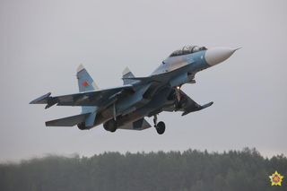 Białoruś wzmacnia lotnictwo. Nowe Su-30SM2 z Rosji już na miejscu