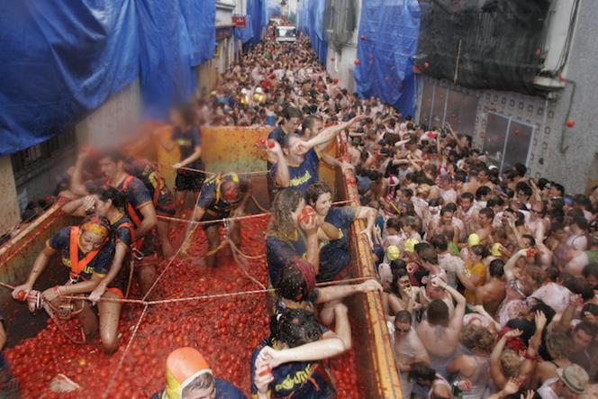 La Tomatina – Hiszpańska bitwa na pomidory