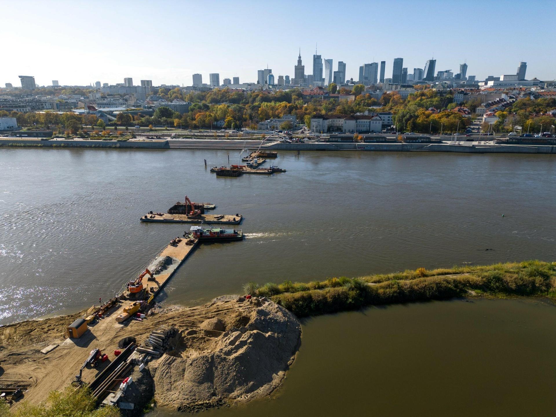 Budowa kładki pieszo-rowerj przez Wisłę