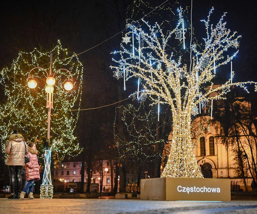 Dekoracje świąteczne znikają z ulic Częstochowy
