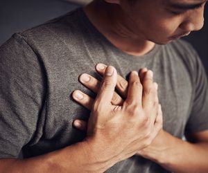 Zwapnienia w płucach to powód do niepokoju. Poznaj przyczyny, objawy i leczenie