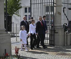  Kasia Nawrocka na biało czekała na rodziców 