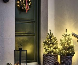 Świetlne dekoracje na Boże Narodzenie