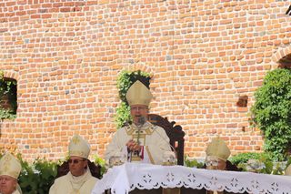 Abp Philippe Curbelié na krakowskiej Skałce: Św. Stanisław był pierwszym dojrzałym owocem chrztu Polski