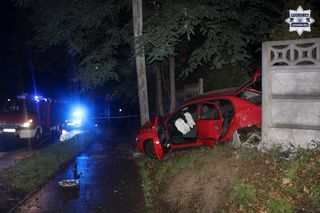 Pijany kierowca staranował ogrodzenie w Tarnowskich Górach