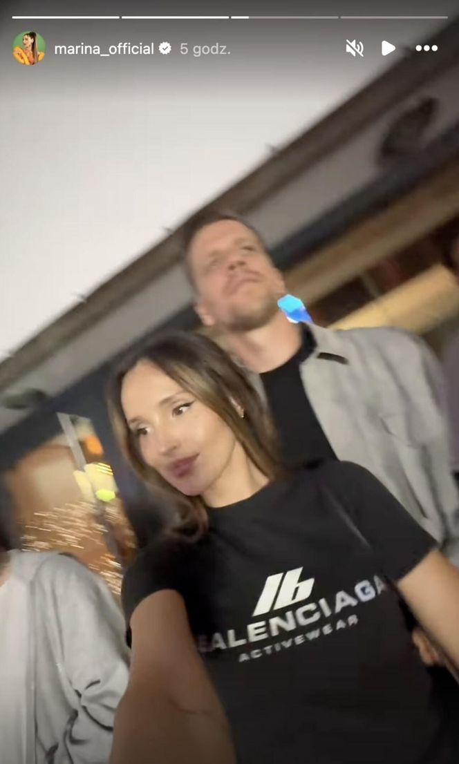 Wojciech Szczęsny z żoną na koncercie
