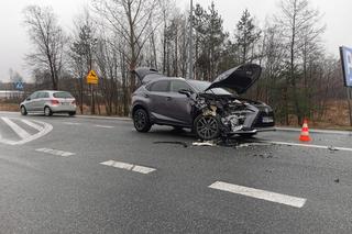 Pogórska Wola. Zderzenie busa z samochodem osobowym