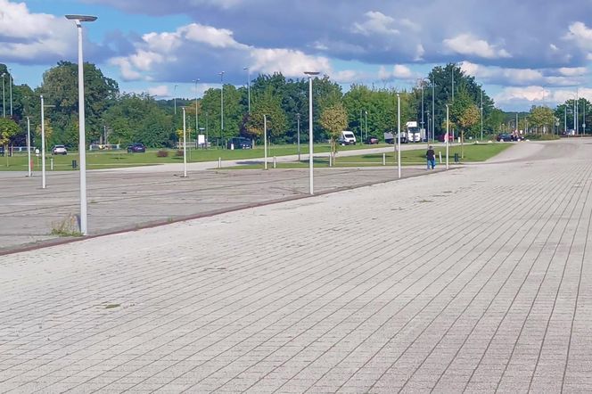 Zniknie "betonoza" sprzed Netto Areny
