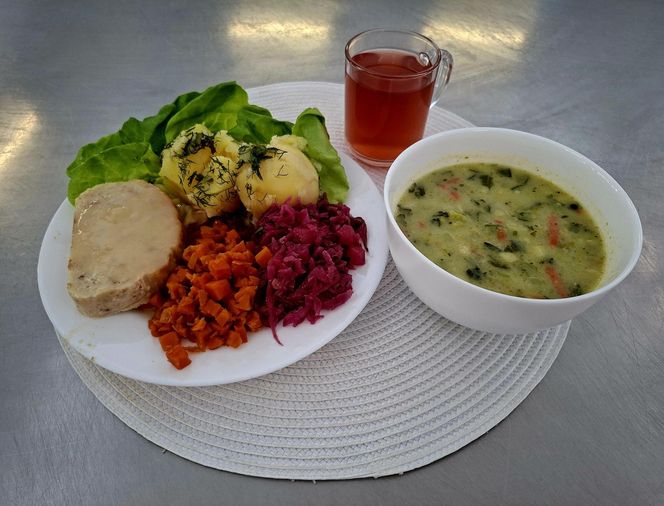 Niewiarygodne, jak karmią w tym polskim szpitalu. Zdjęcia obiegły sieć