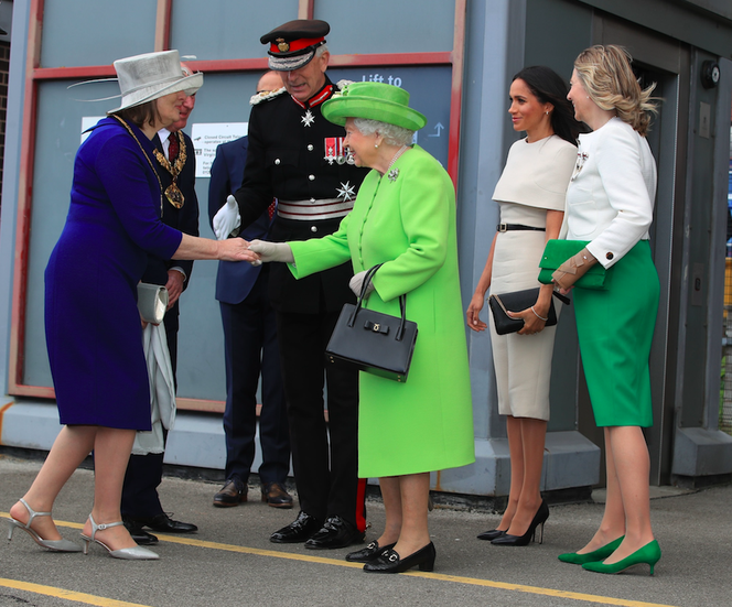Księżna Meghan Markle na pierwszej, oficjalnej wizycie z królową Elżbietą II bez księcia Harry'ego