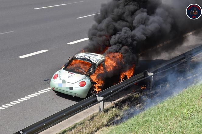 Miętowy garbus płonął jak pochodnia na S8