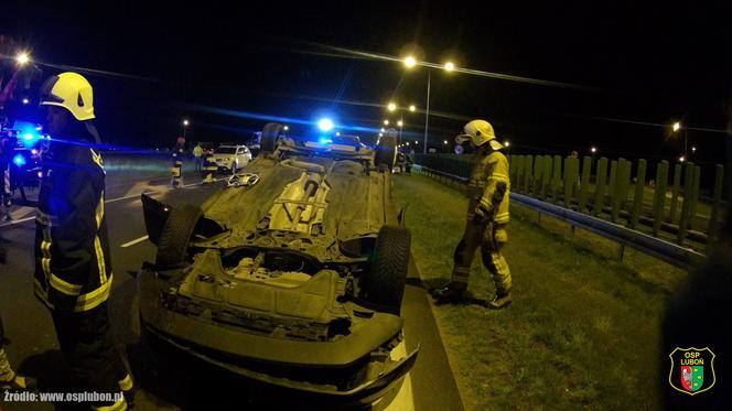 Nocny wypadek na autostradzie A2 na węźle Poznań - Luboń