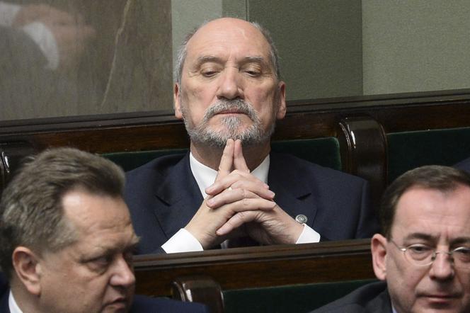 MACIEREWICZ BĘDZIE KONTROLOWAŁ WSZYSTKICH.