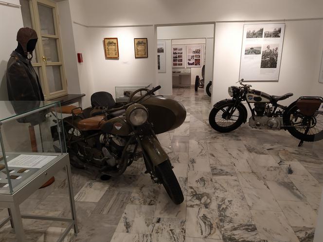 Wystawa "Motocykle i Siedlce" w siedleckim Muzeum Regionalnym, czynna do 10.10.2021