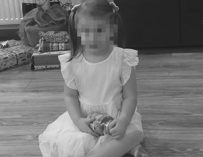 Ratownicy bezskutecznie reanimowali 4-latkę z wypadku w Dąbrowie Biskupiej