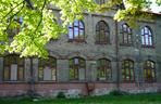 Stara żydowska szkoła w centrum Białegostoku. To ceglany zabytkowy budynek z początków XX wieku