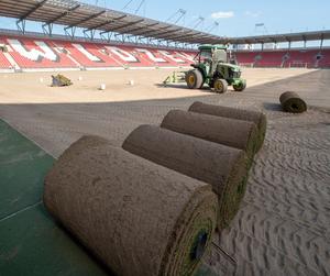 Nowa murawa na stadionie Widzewa