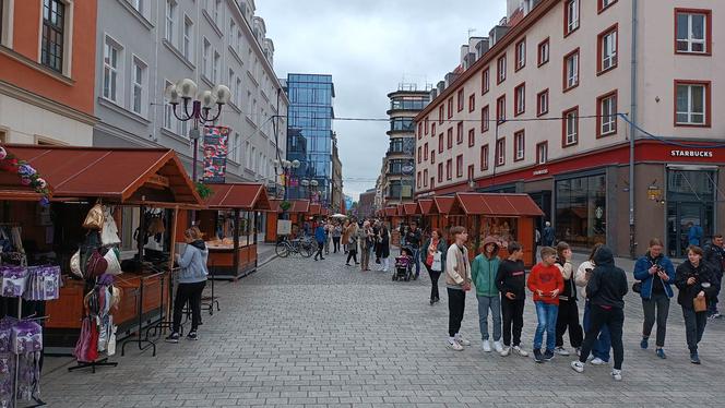 Jarmark Świętojański już działa! Zobacz, jak wygląda teraz wrocławski Rynek