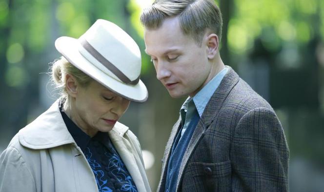 Czas honoru 6 sezon odcinek 75. Michał (Jakub Wesołowski), Maria Konarska (Katarzyna Gniewkowska)