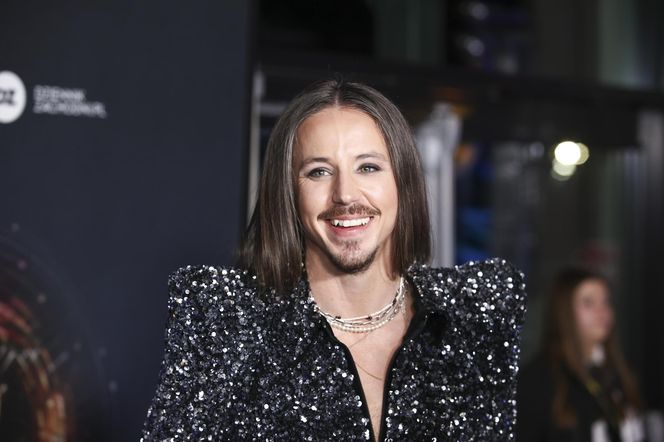 Michał Szpak pokazał zdjęcie z tajemniczą brunetką i zaskoczył wyznanie. "Moja miłość"