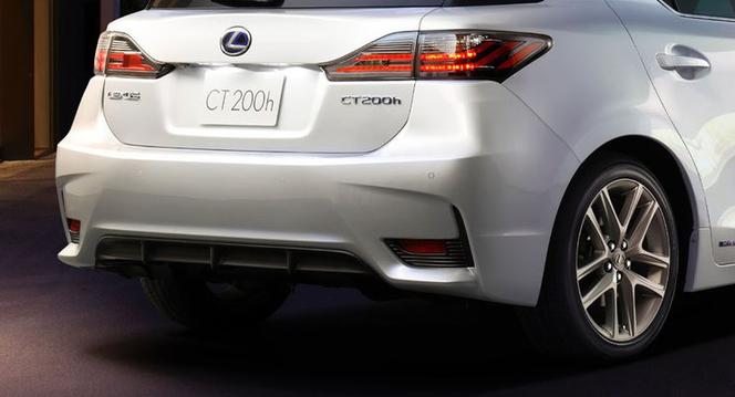 Lexus CT200h