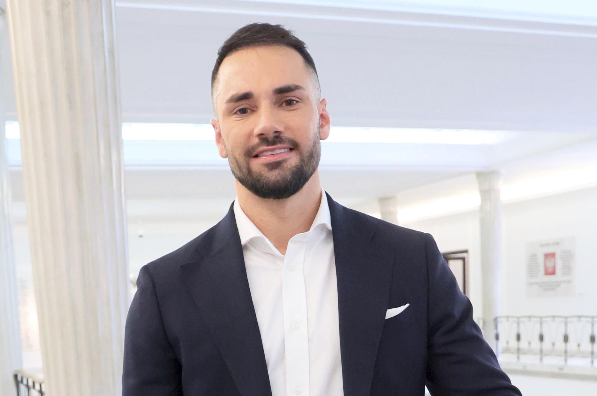 Poseł Lewicy przeprasza po śmierci nastolatków! Wcześniej dodał wymowny post