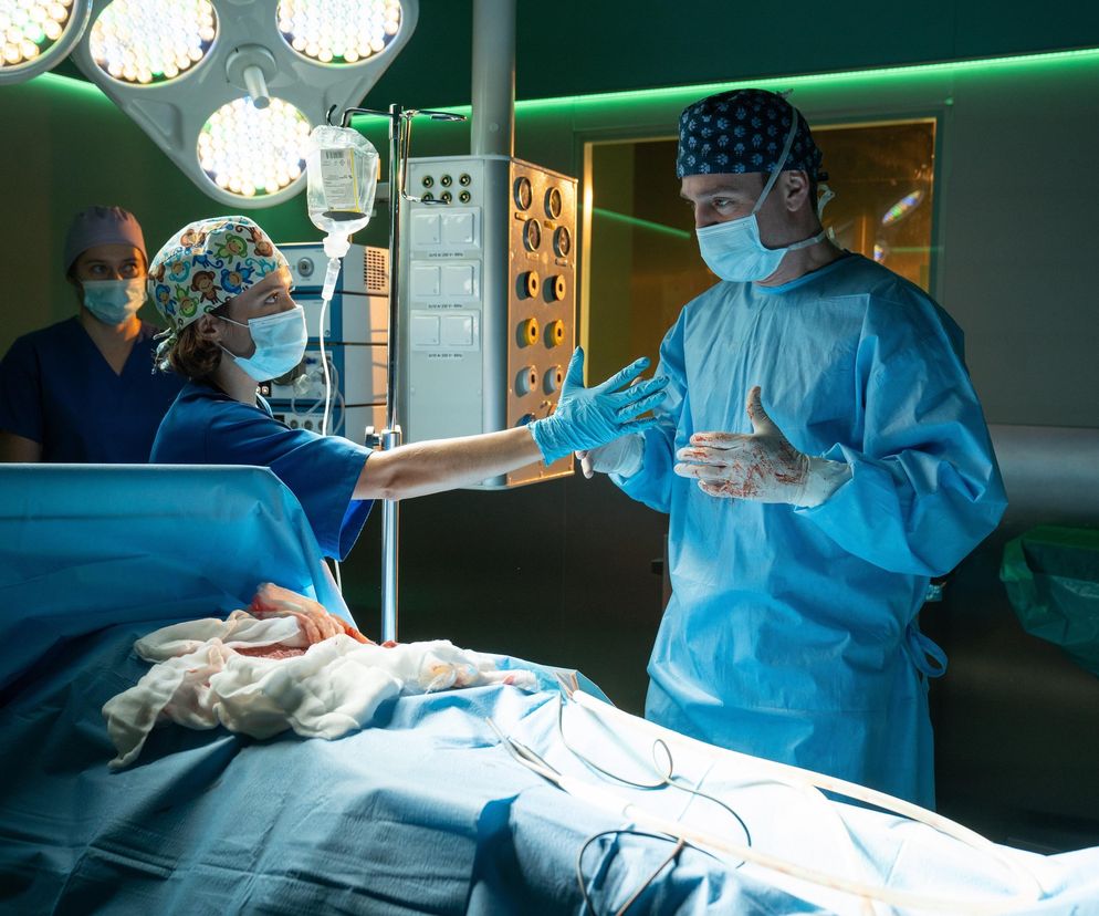 Na dobre i na złe, odcinek 917: Obłąkany Michał zabije pacjenta?! Agata zbagatelizuje podejrzenia Julki - ZDJĘCIA